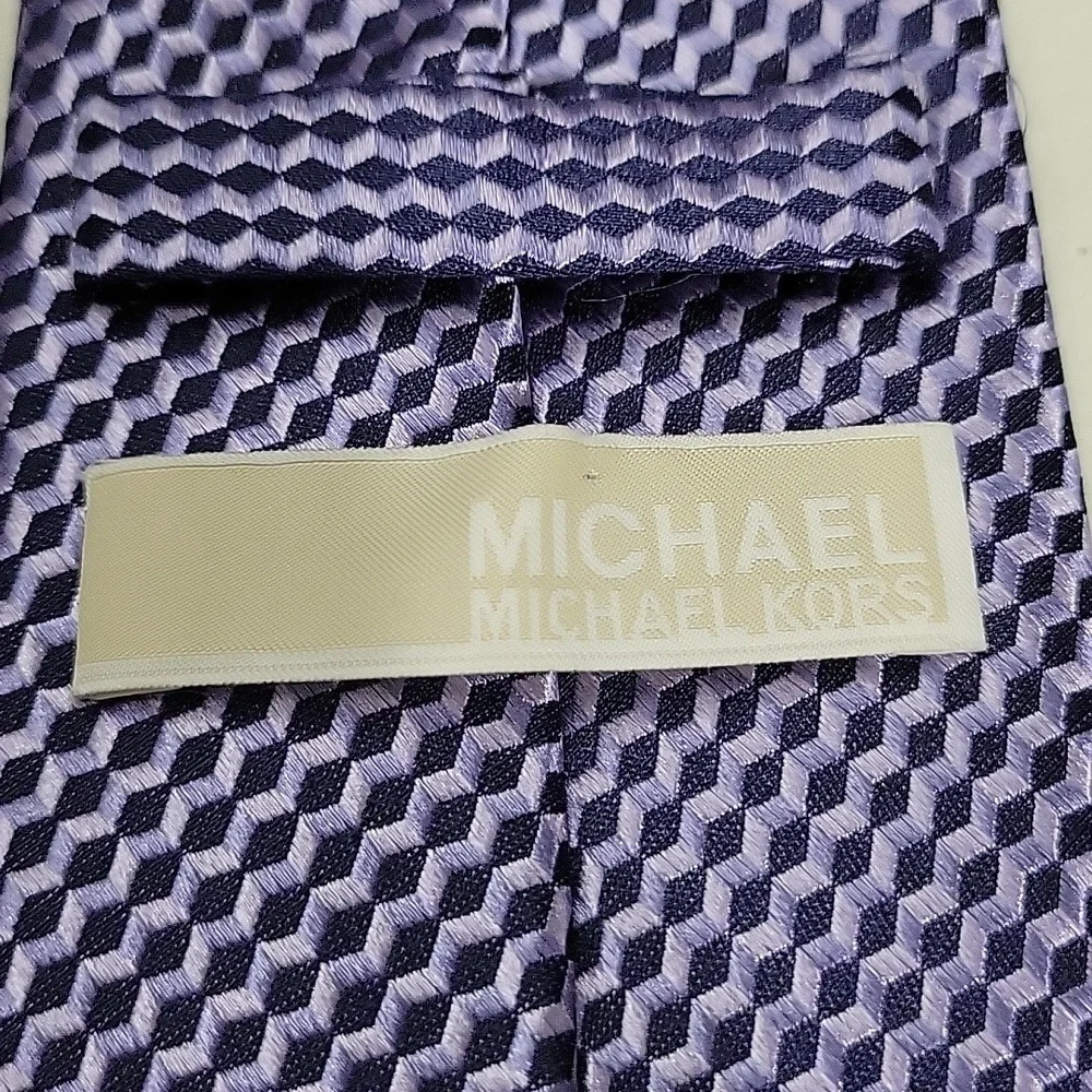 Michael kors men's purple diagonal tie